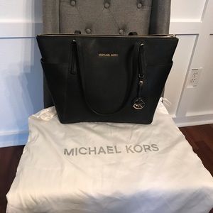 Authentic Michael Kors Large tote